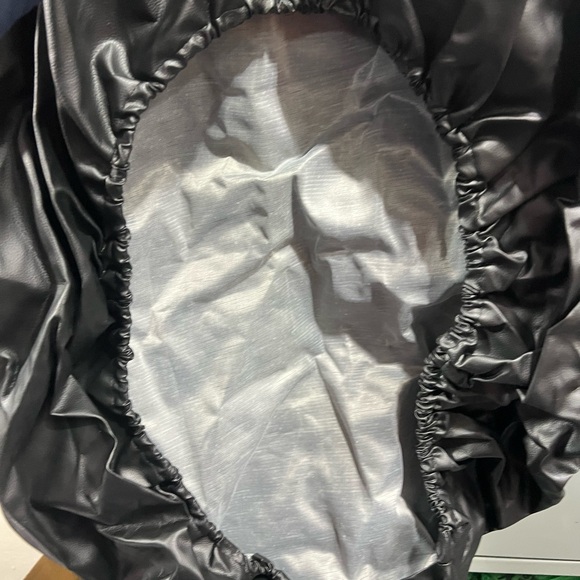 Jeep Black Tire Cover with Paw Prints - Picture 2 of 3